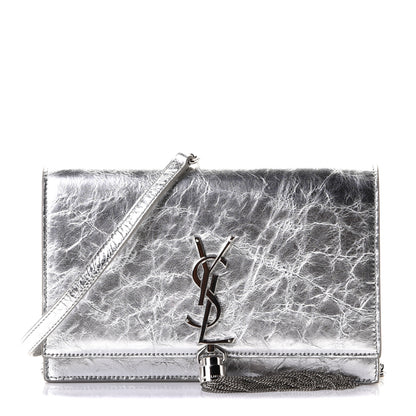 Saint Laurent Metallic Crackled Calfskin Kate Monogram Tassel Chain Wallet Argento 1 of 7