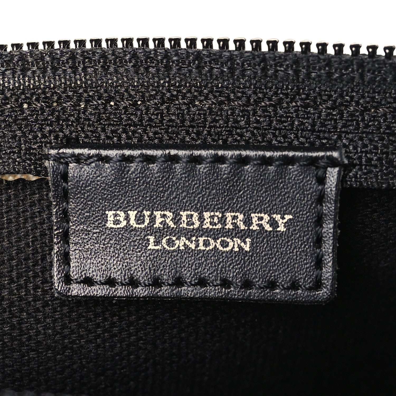 Burberry House Check Pochette 6 of 8
