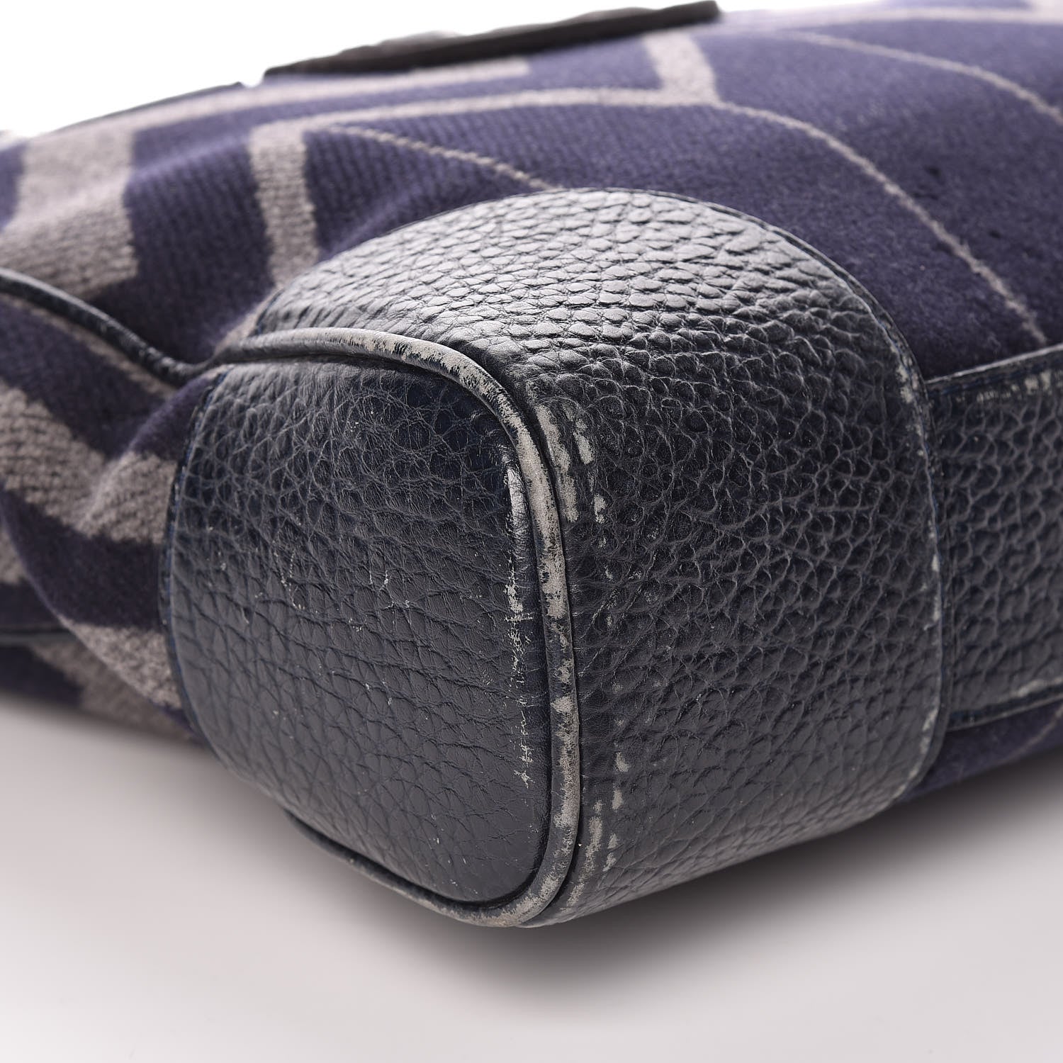 Louis Vuitton Vail Blanket Cabas 9 of 12
