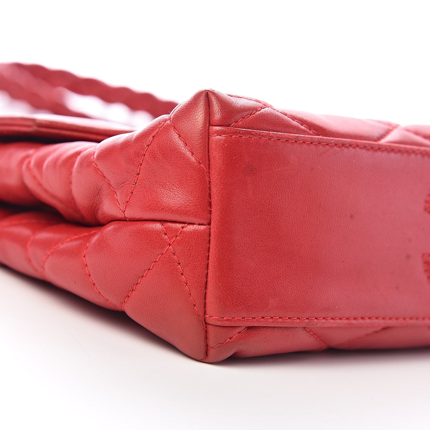 Lambskin Quilted Flap Shoulder Bag Red