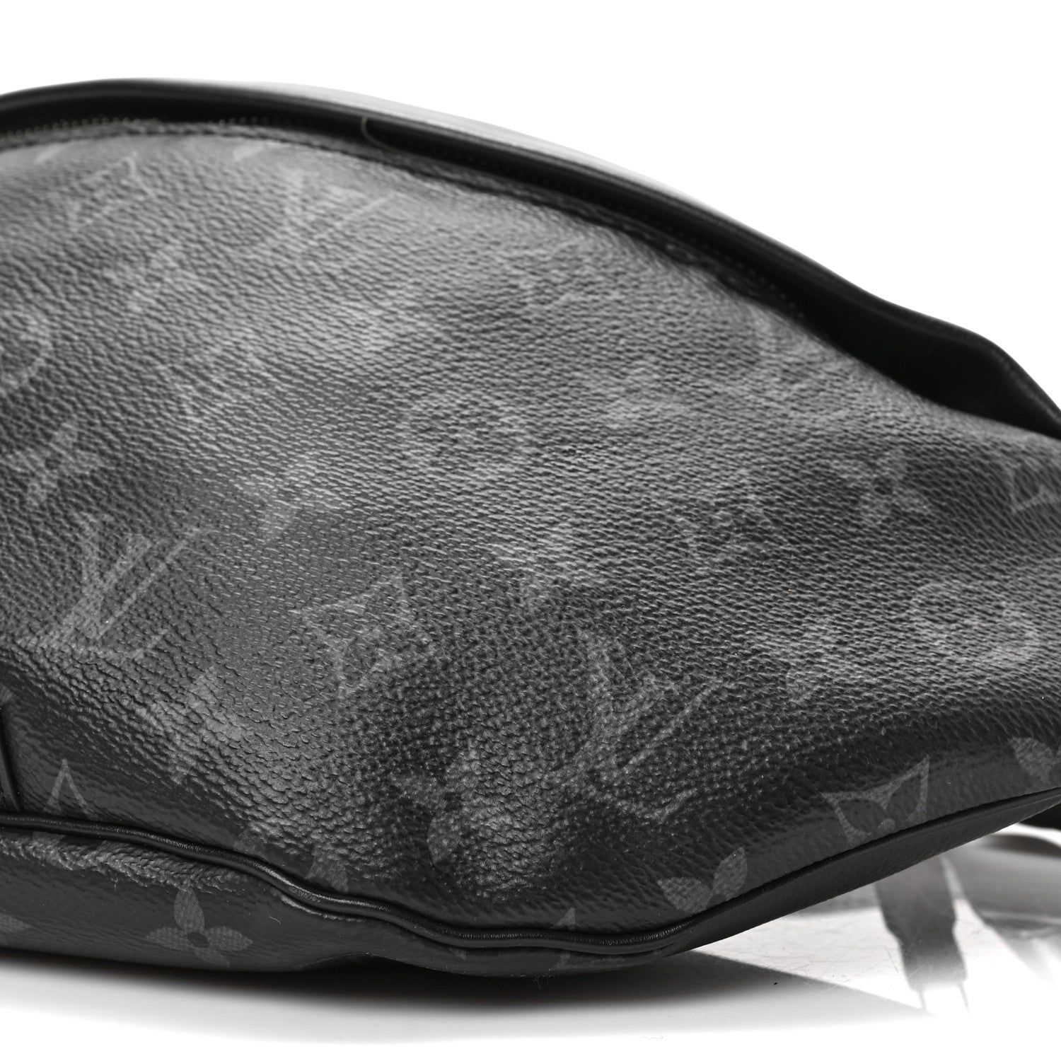 Louis Vuitton Monogram Eclipse Discovery Bumbag 8 of 8