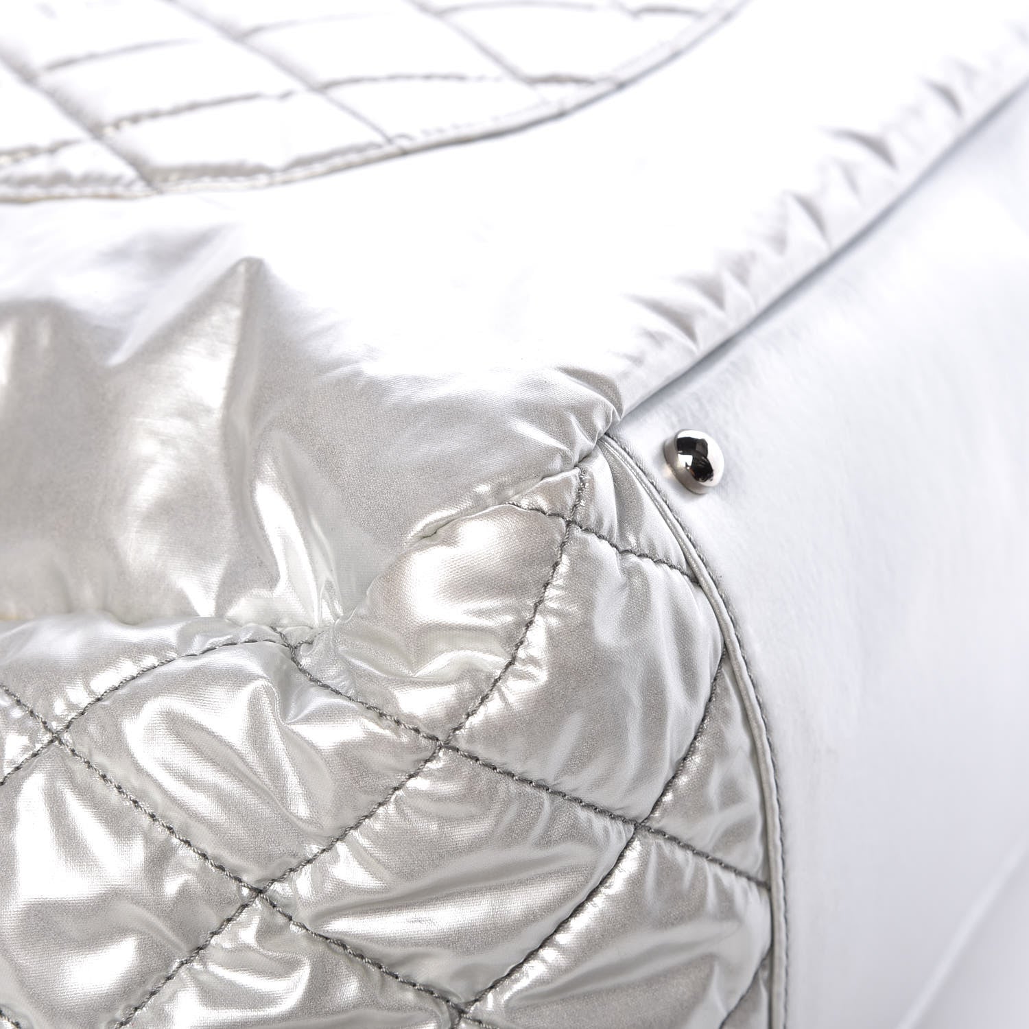 Chanel Vinyl Mohair Trimmed Accordion Arctic Polar Ice Flap Silver 10 of 13