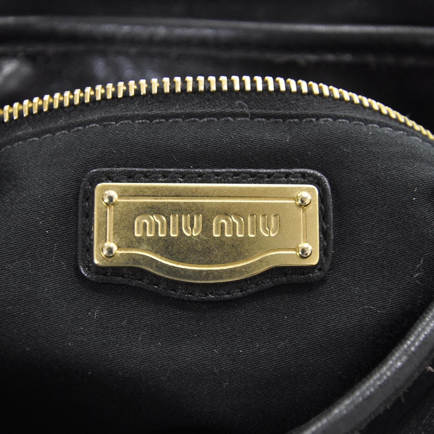 Leather Matelasse Coffer Hobo Black
