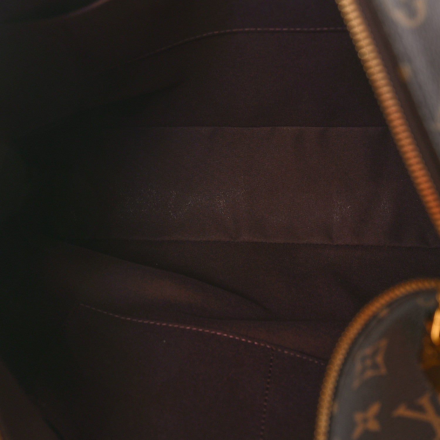 Louis Vuitton Monogram Berri MM 5 of 8