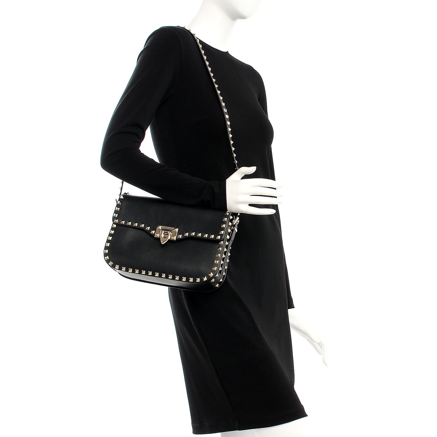 Vitello Medium Rockstud Flap Saddle Bag Black
