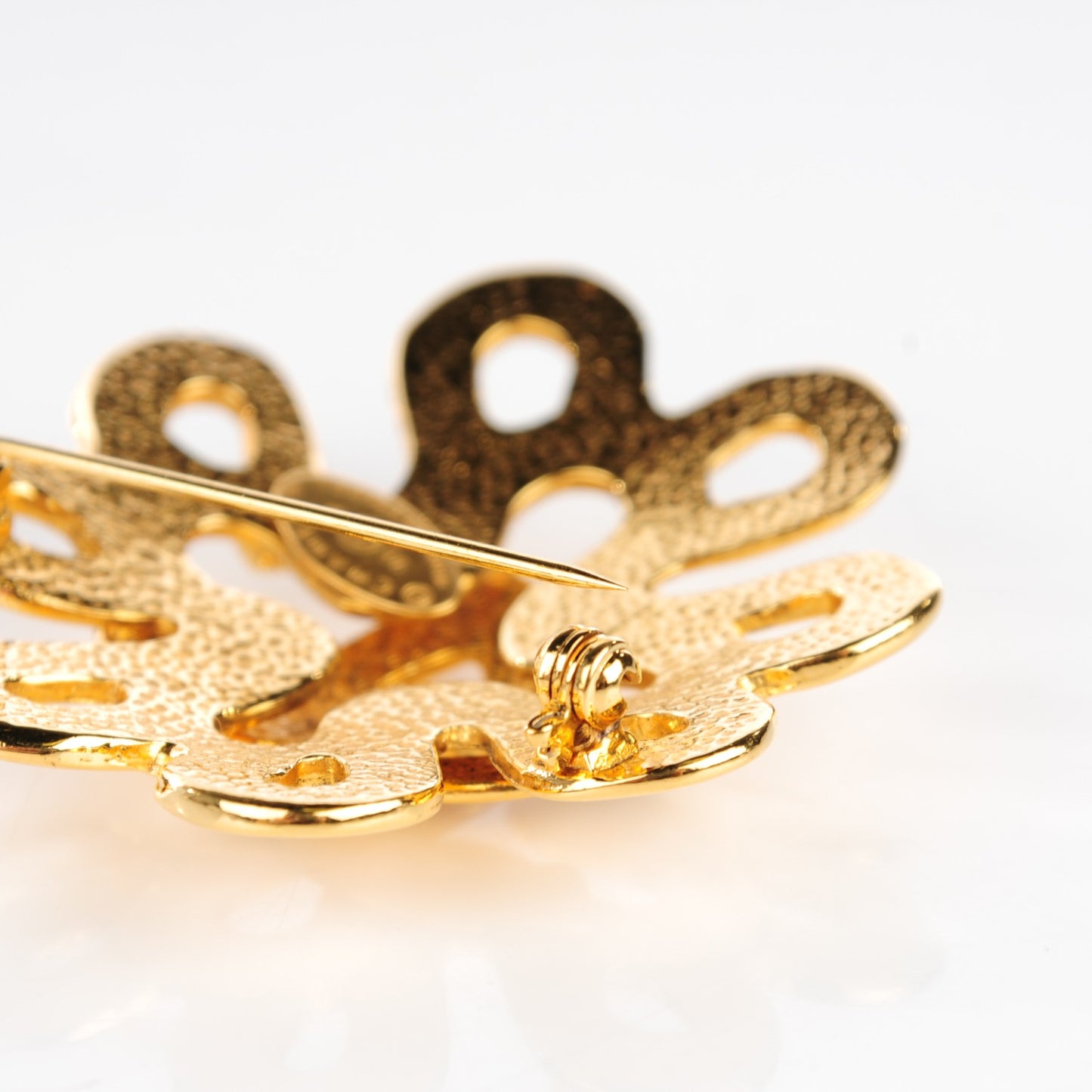 CC Brooch Gold