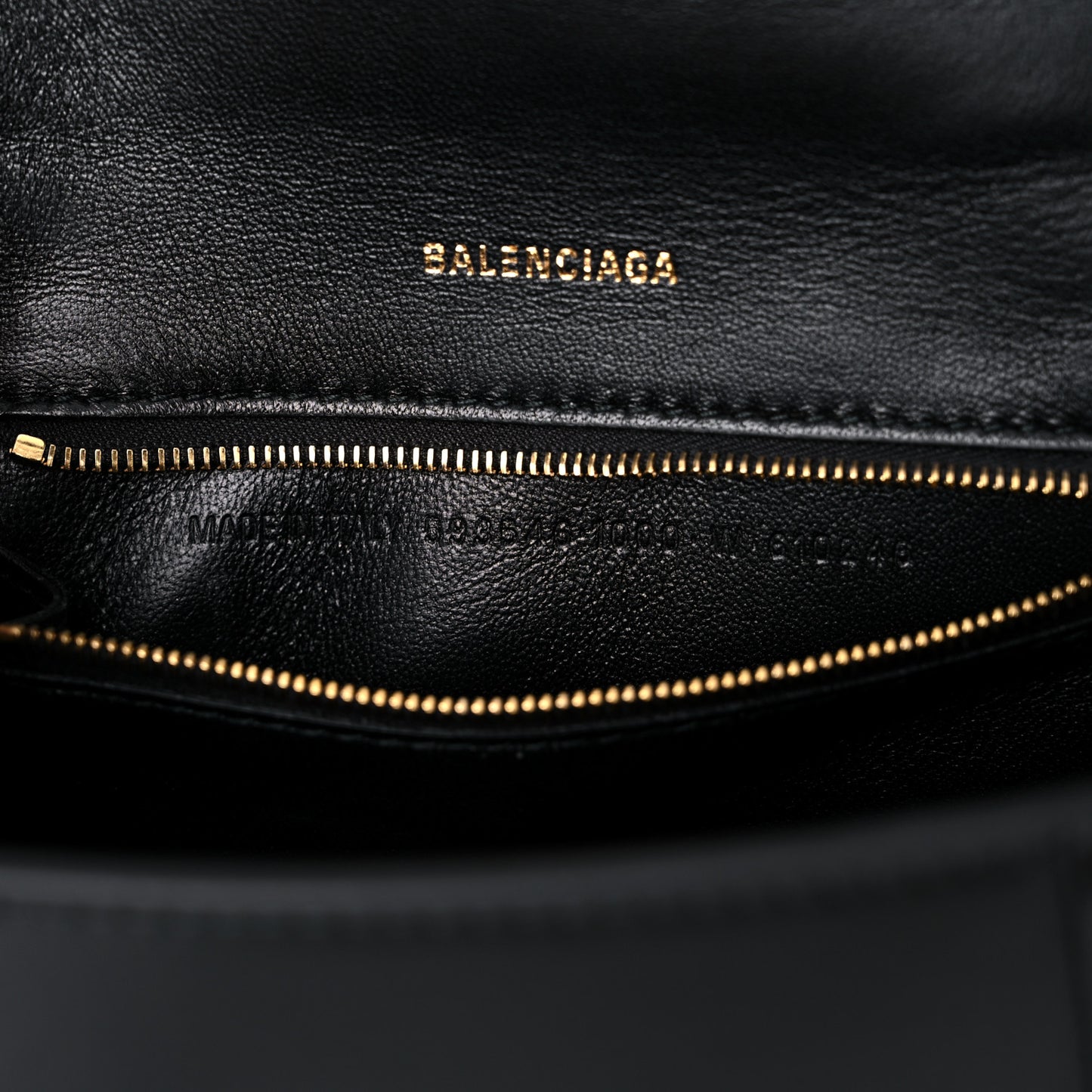 Shiny Box Calfskin Small Hourglass Top Handle Bag Black