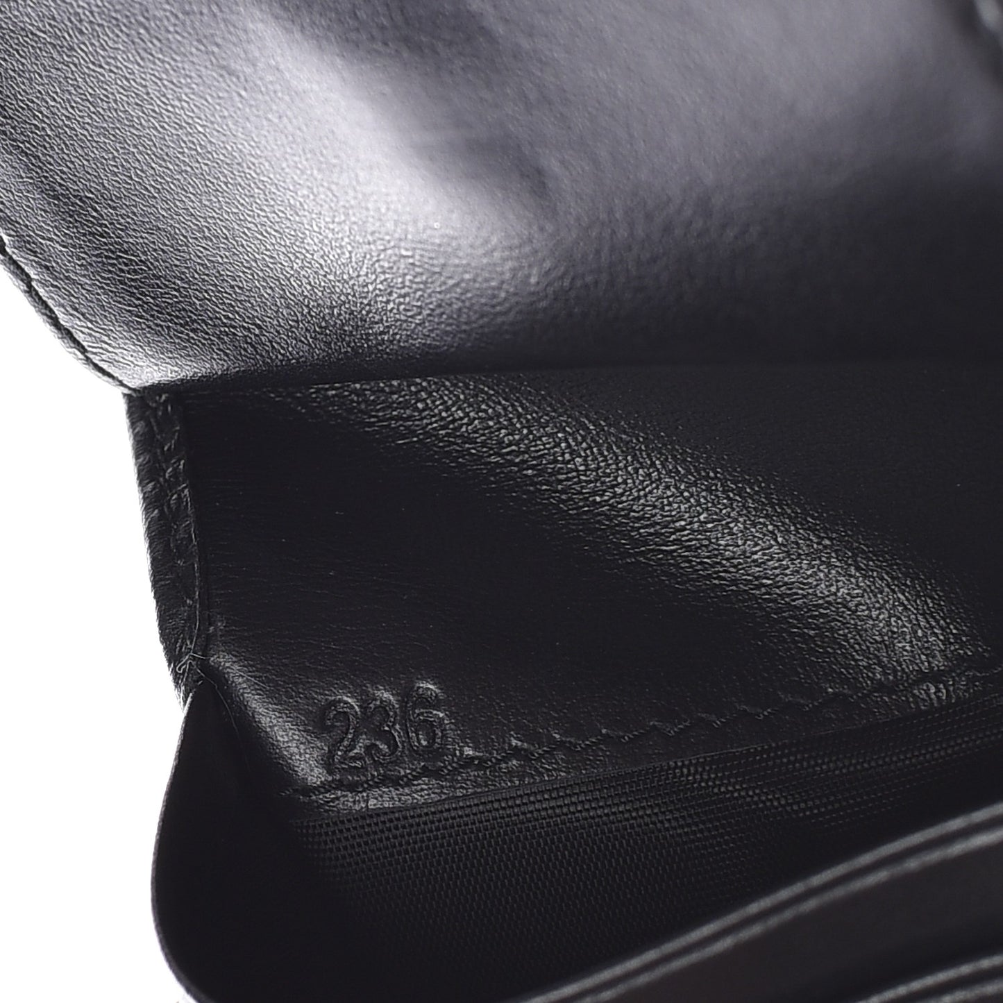 Vitello Move Bi-Fold Wallet Black
