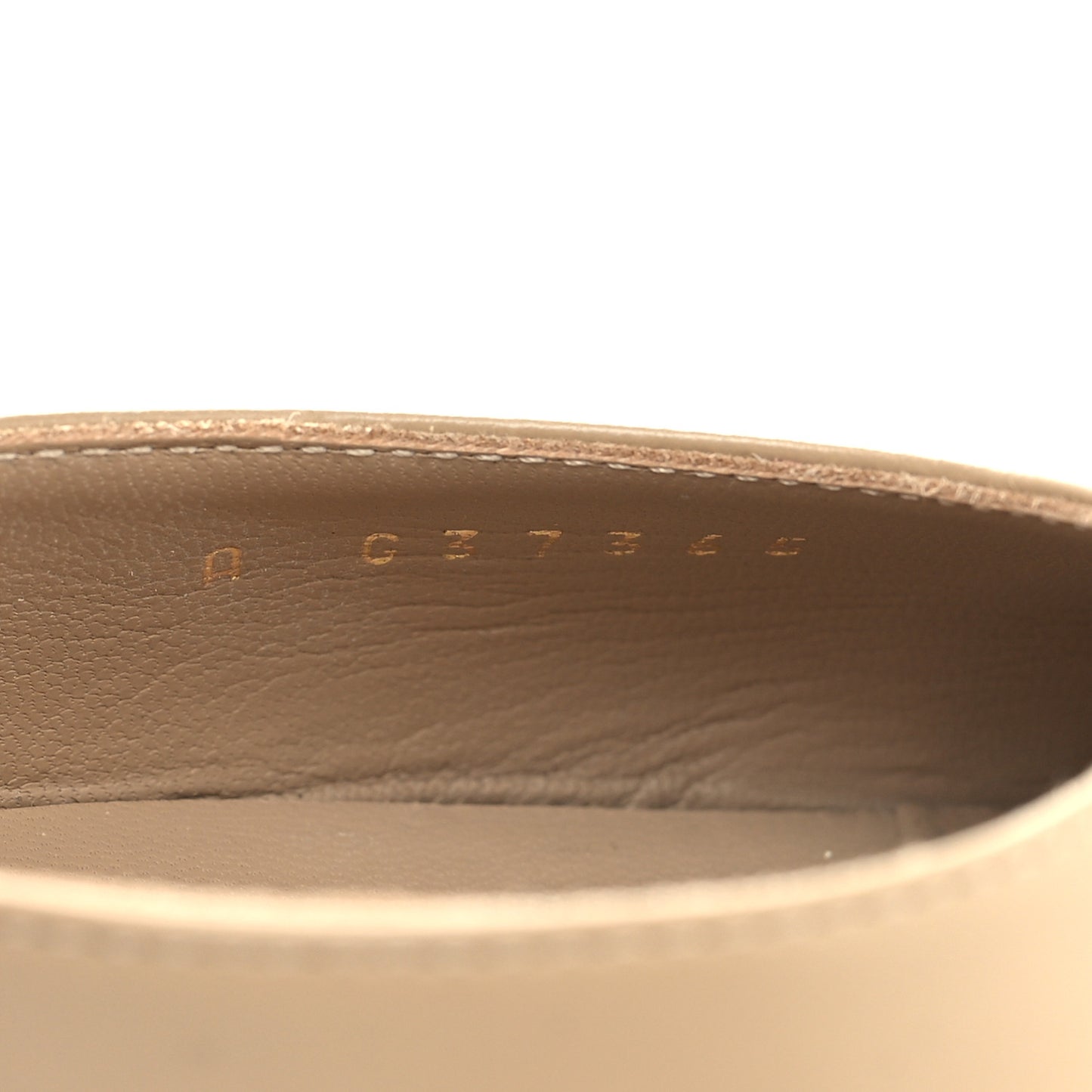 Lambskin Velvet Cap Toe Logo Pumps 37 Beige Black