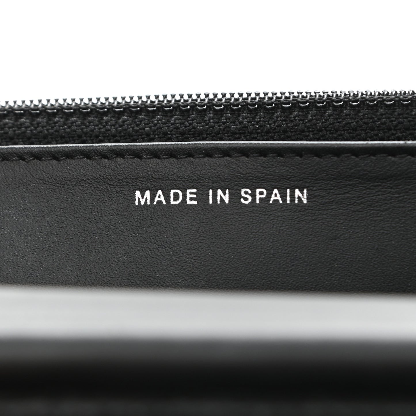 Patent Striped Wallet On Chain WOC Black