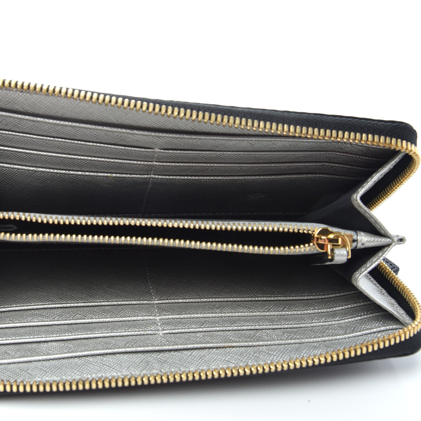 Visetos Large Zip Around Wallet Black