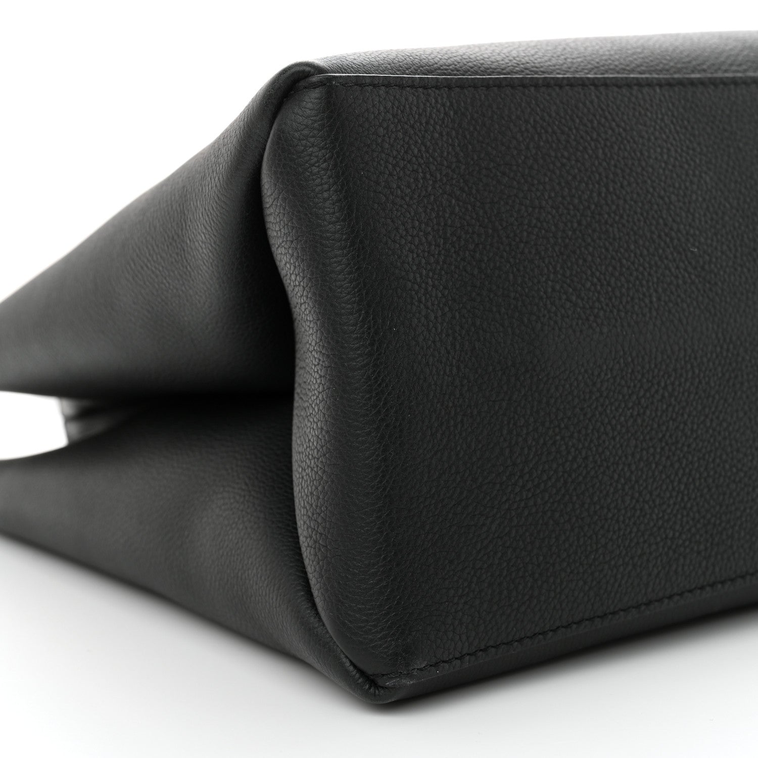 Louis Vuitton Grained Calfskin Lockme Shopper Black 8 of 10