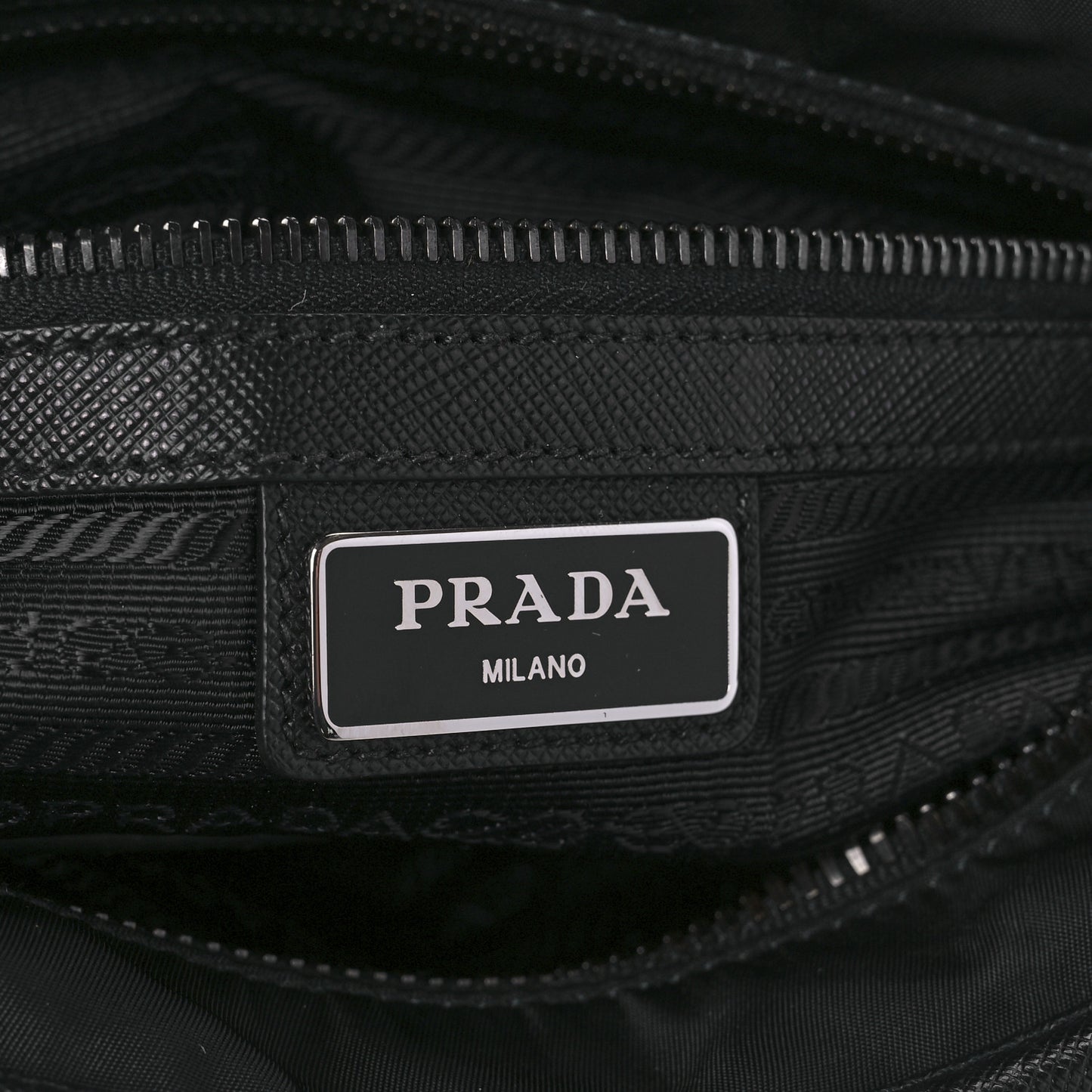 Tessuto Nylon Saffiano Flat Messenger Bag Black