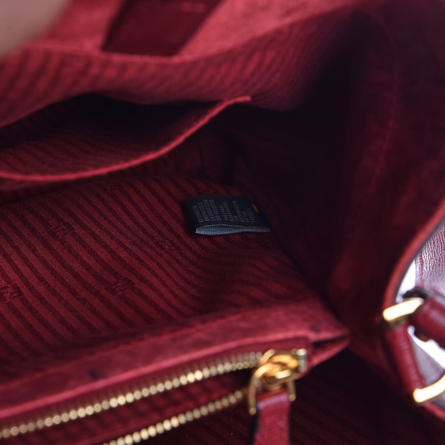 Fendi Vitello Elite Regular 2Jours Tote Rosso Scuro Ciliegia 9 of 12