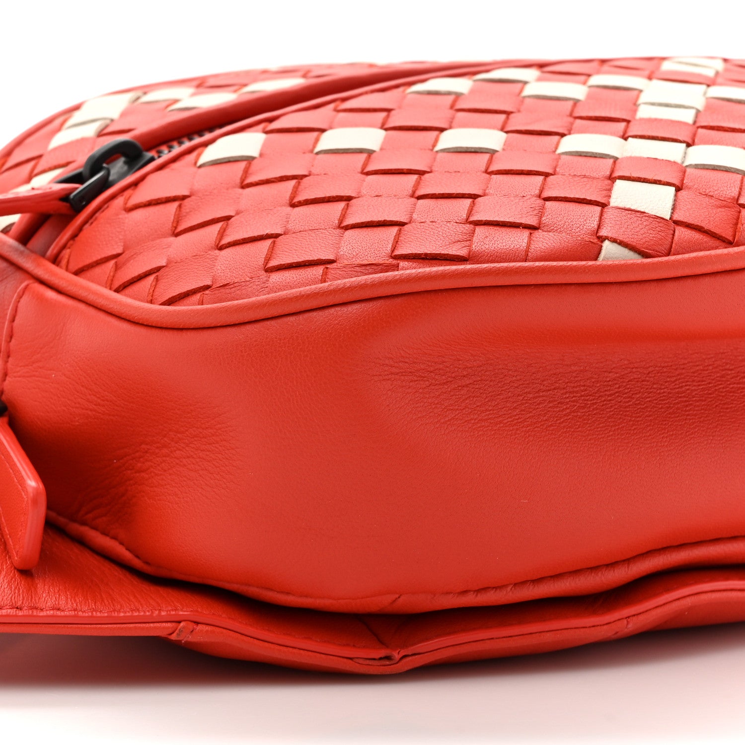Bottega Veneta Nappa Intrecciato Belt Bag Red White 10 of 11