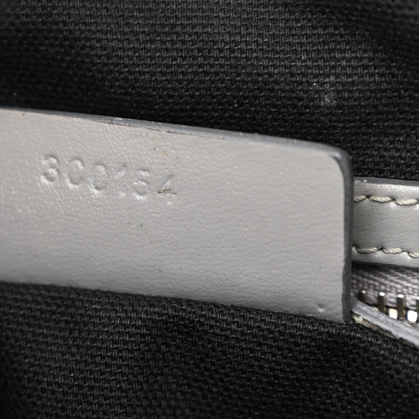 Shiny Lord Calfskin Medium Antigona Pearl Grey