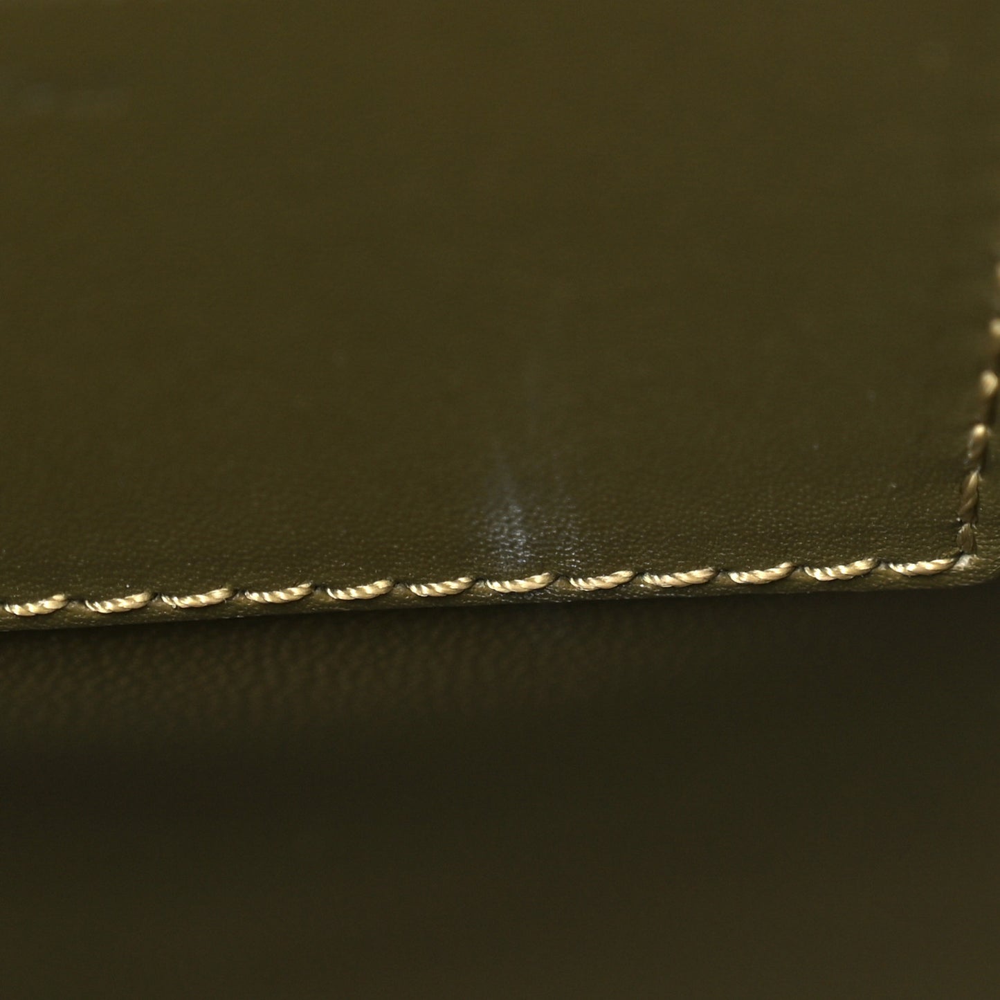 Grained Calfskin Fleur Crossbody Green