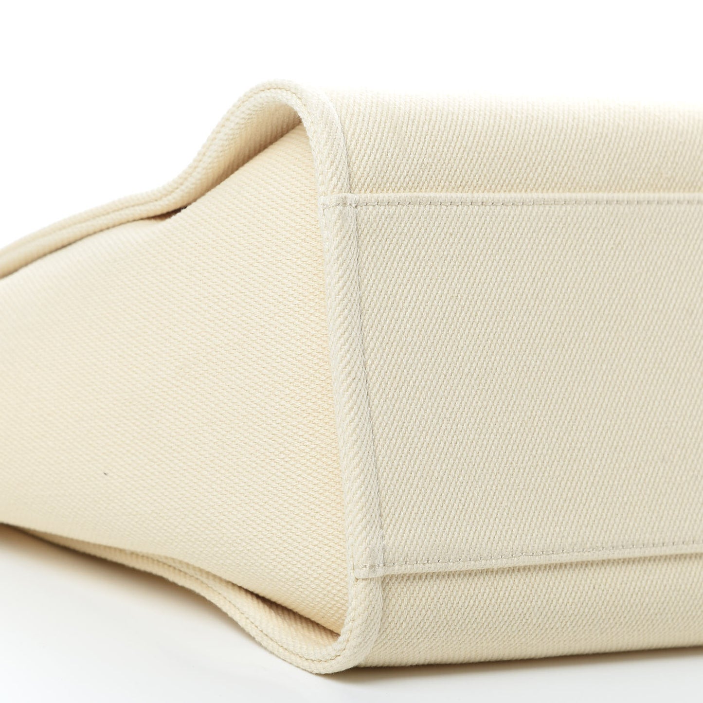 Canvas Pearl Medium Deauville Tote Ecru Beige