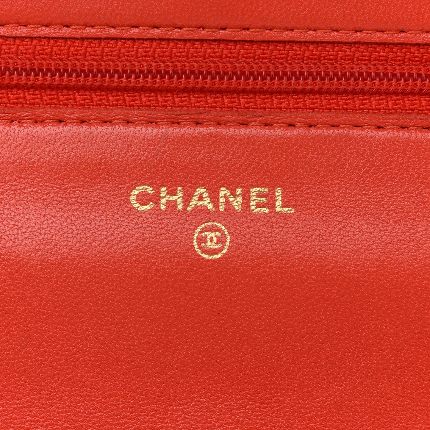 Lambskin Quilted Wallet On Chain WOC Red