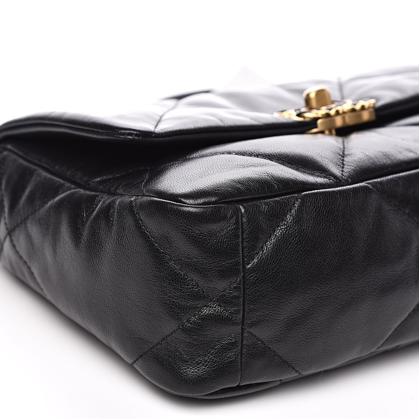 Goatskin Quilted Medium 19 Flap Black