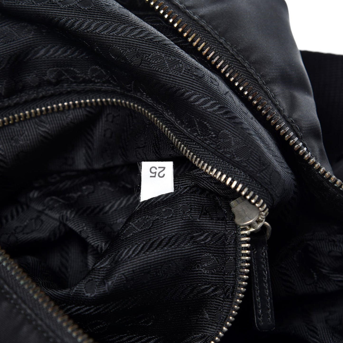 Tessuto Nylon Hobo Black