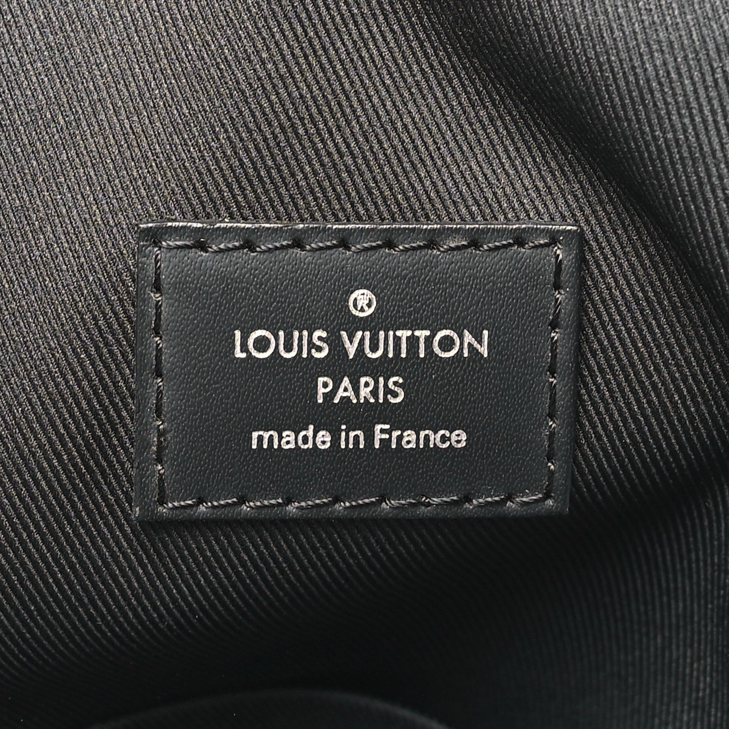 Damier Graphite Avenue Sling Bag