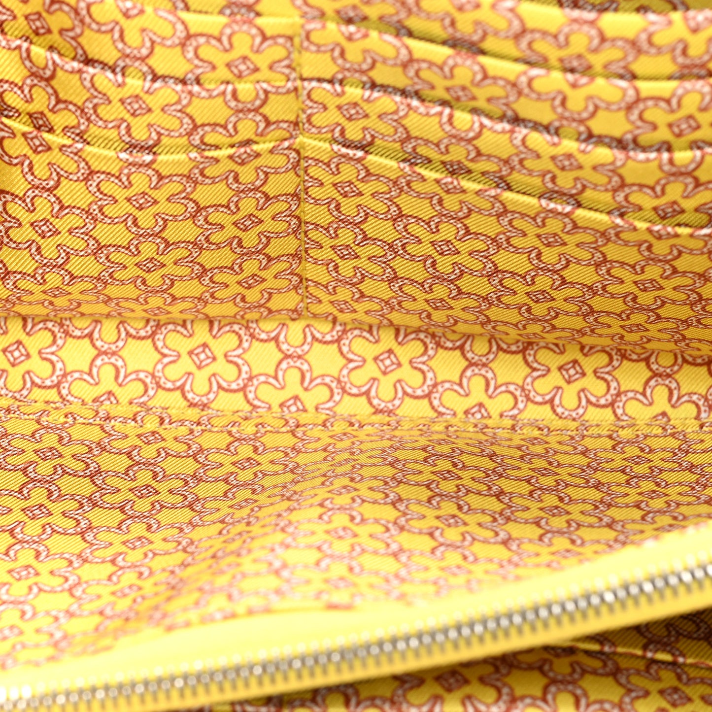 Epsom Silk'In Wallet Chai