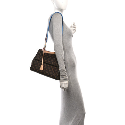 Louis Vuitton Monogram Cluny MM Blue Glacial 2 of 10