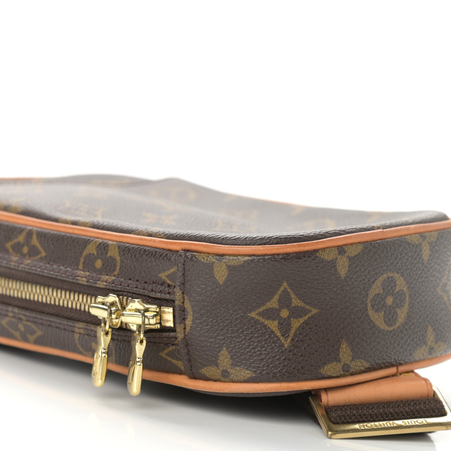 Louis Vuitton Monogram Pochette Gange 9 of 10