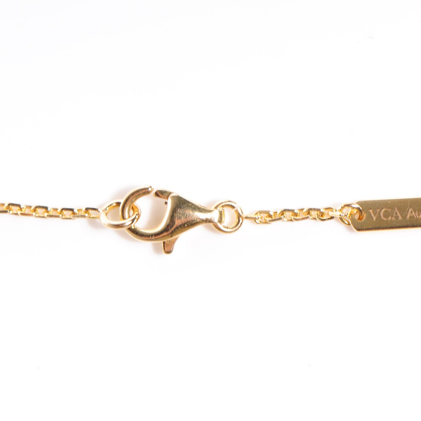18K Yellow Gold Mother of Pearl Vintage Alhambra Pendant Necklace