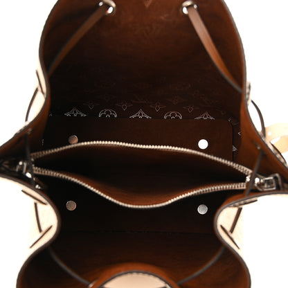 Louis Vuitton Mahina Muria Creme 5 of 9