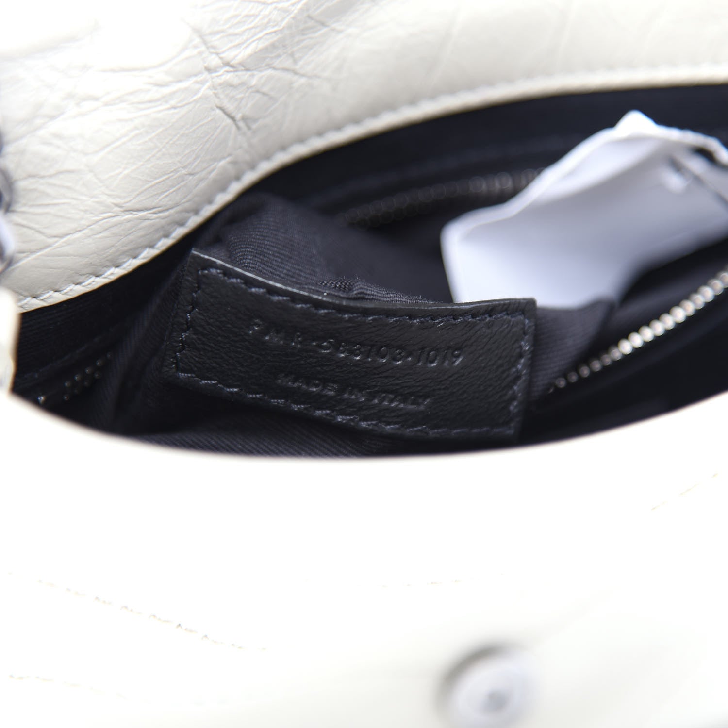 Saint Laurent Crinkled Calfskin Matelasse Monogram Niki Chain Wallet Crema Soft 7 of 11