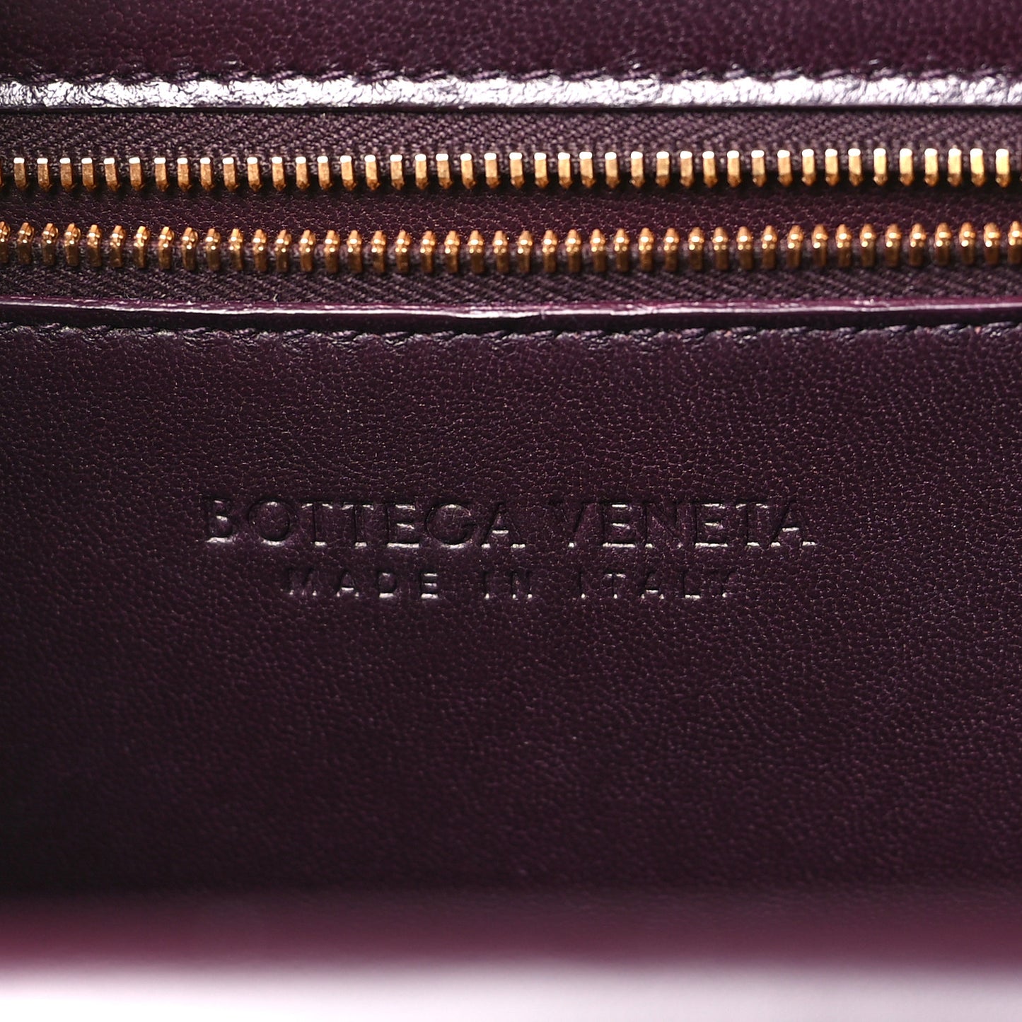 Box Calfskin Nappa Clip Bag Grape