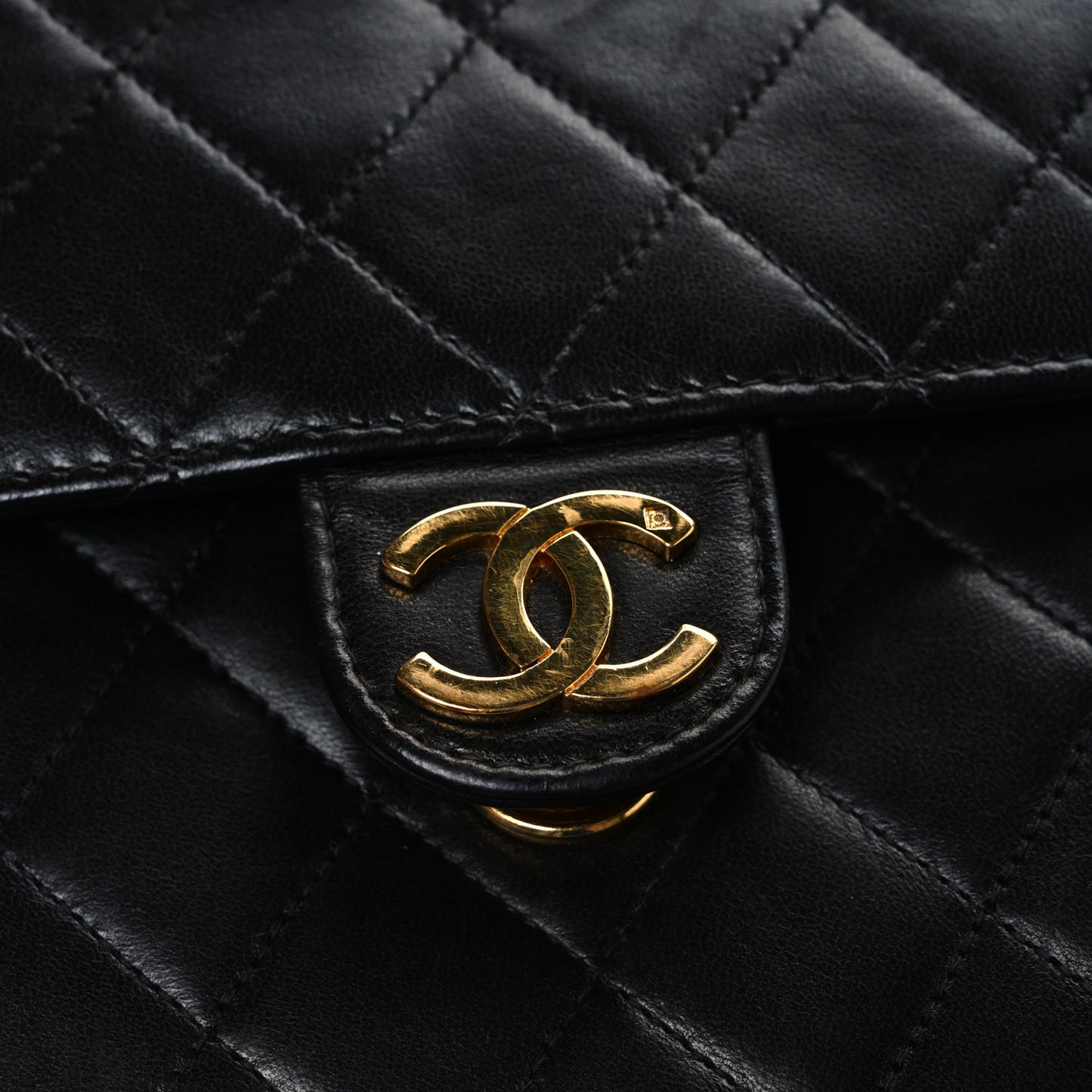 Lambskin Quilted Medium Single Flap Black