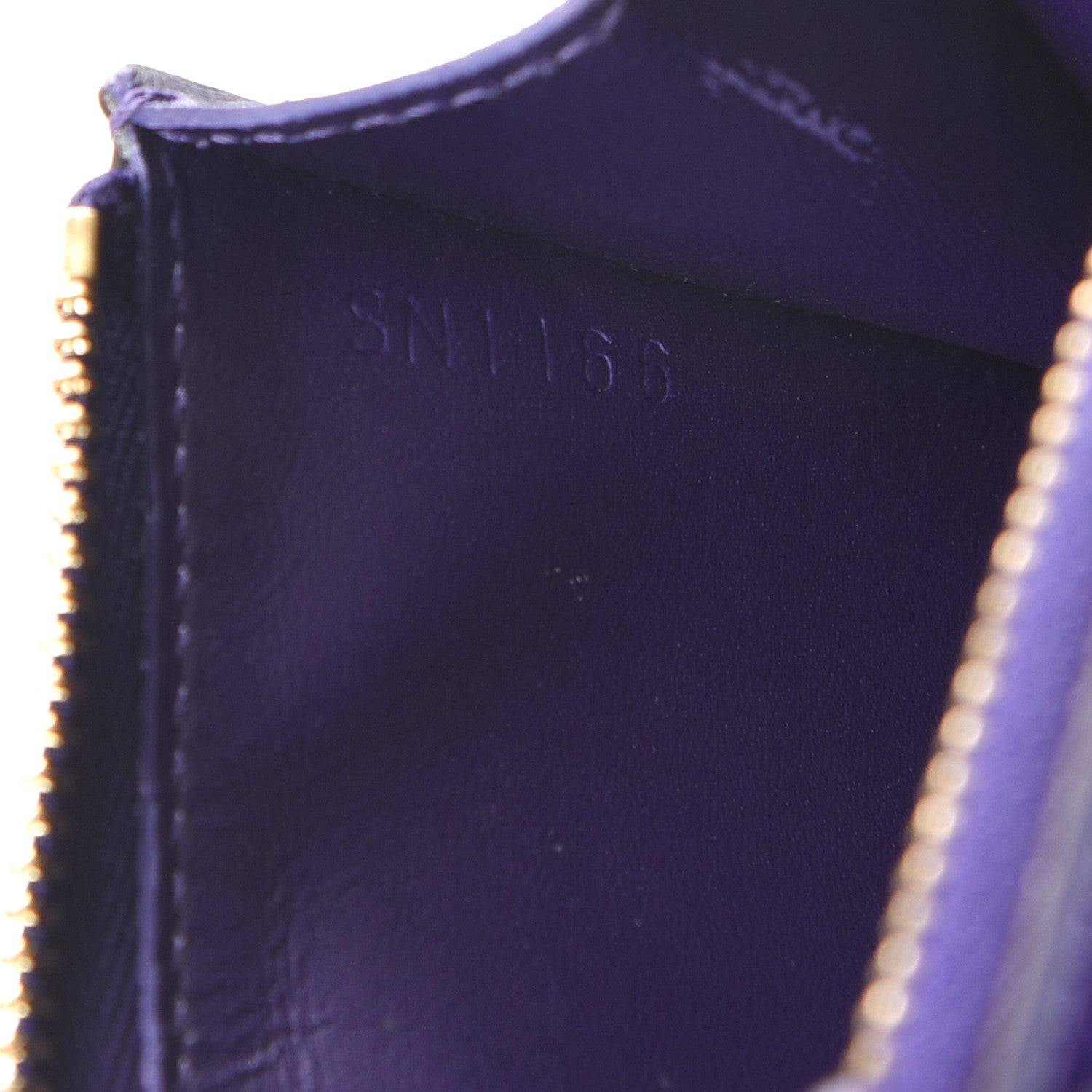 Louis Vuitton Vernis Key Pouch Blueberry 7 of 8
