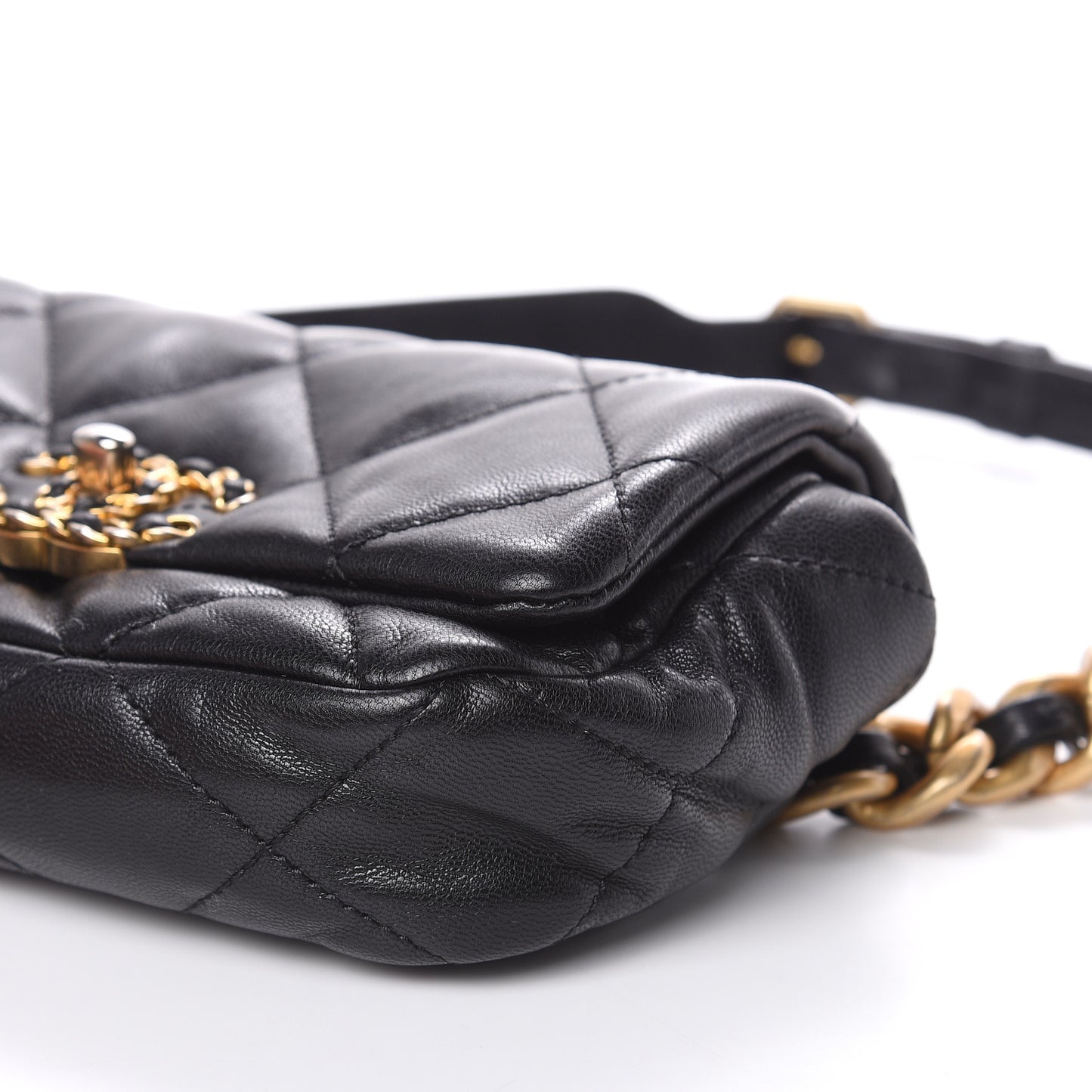 Lambskin Quilted Chanel 19 Waist Bag Black