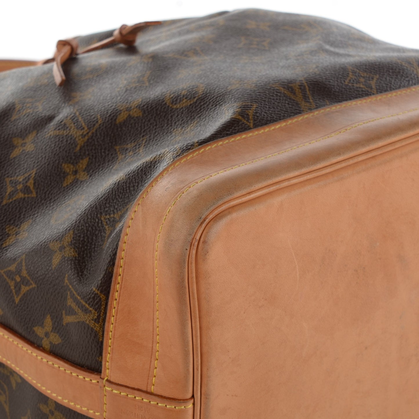 Monogram Noe