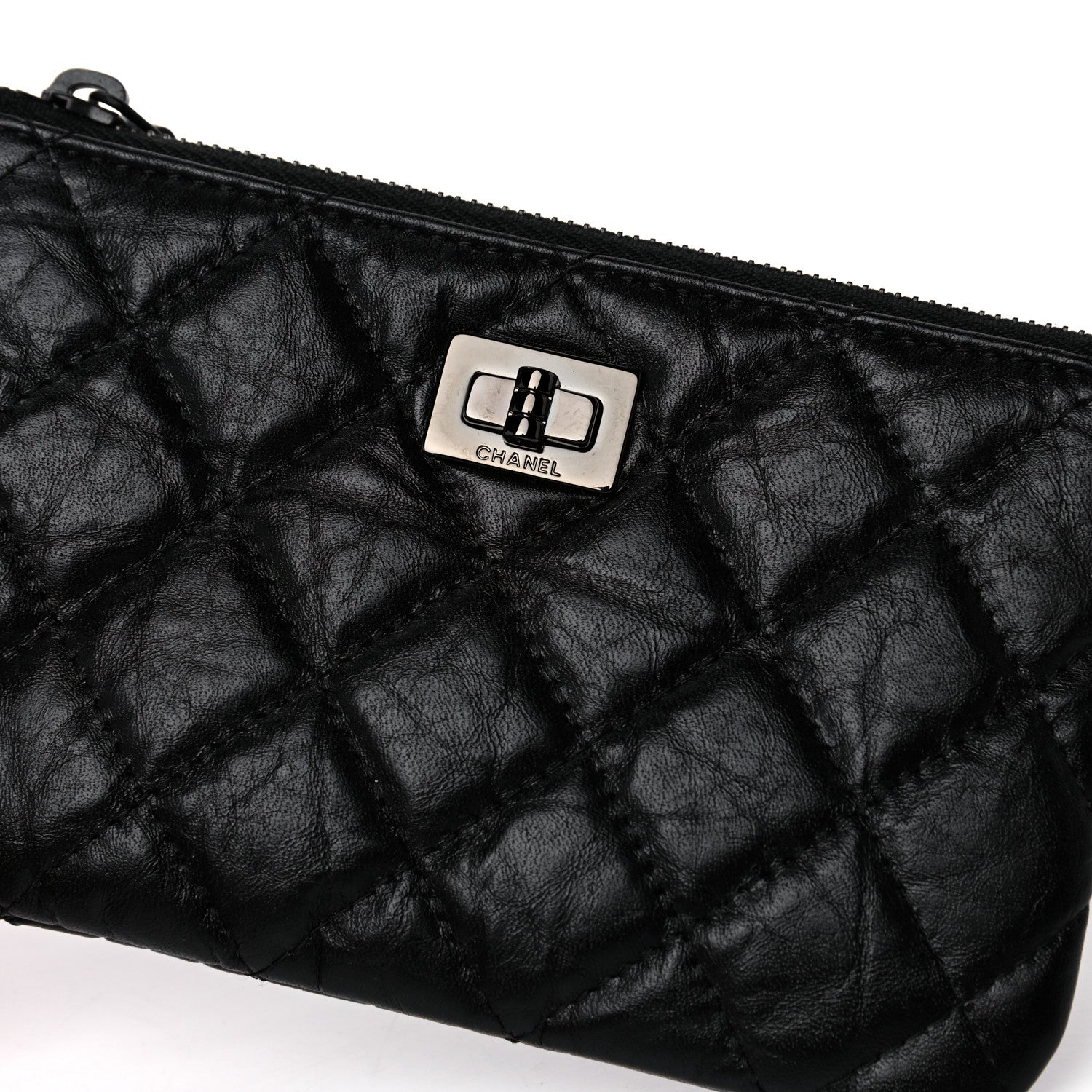 Chanel Aged Calfskin Quilted Small Reissue Cosmetic Case So Black 10 of 11