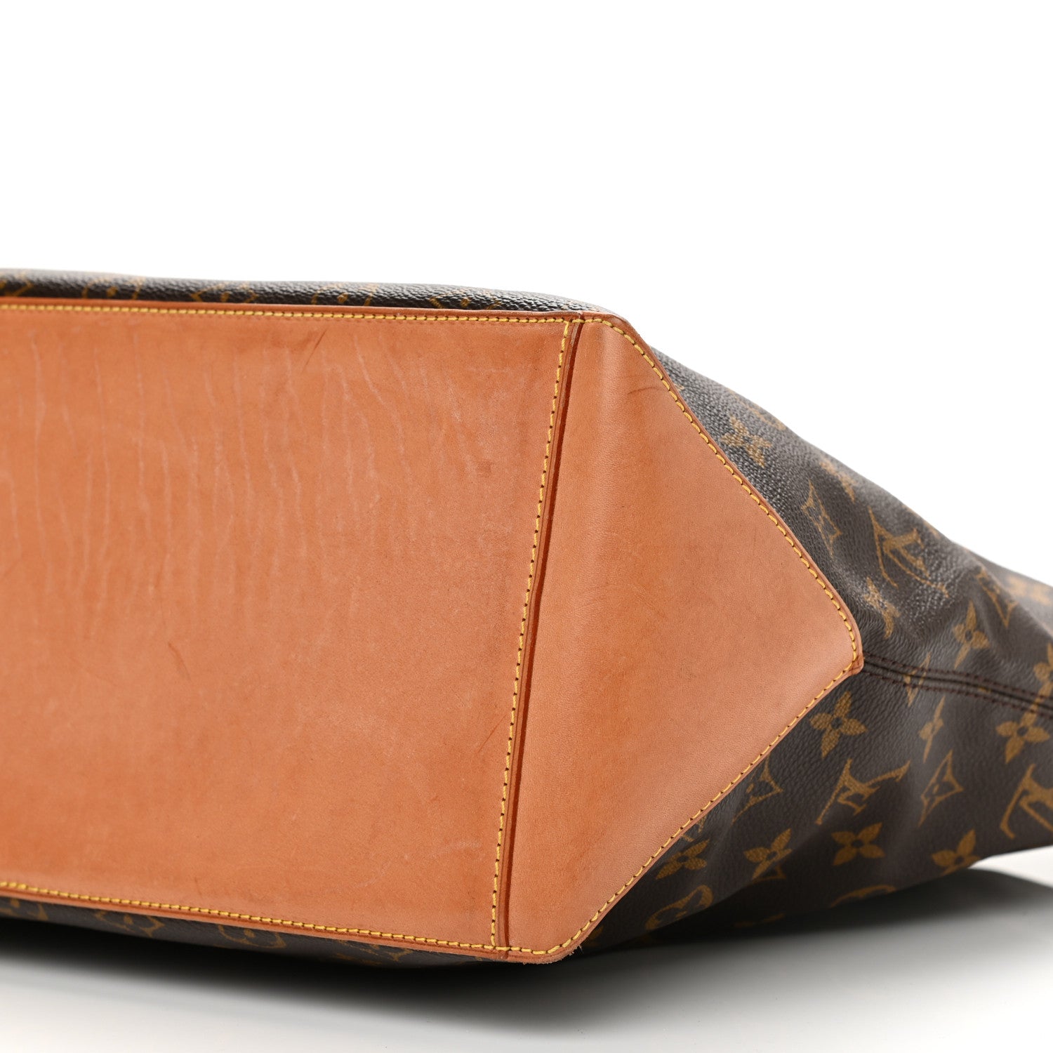 Louis Vuitton Monogram Cabas Mezzo 10 of 11