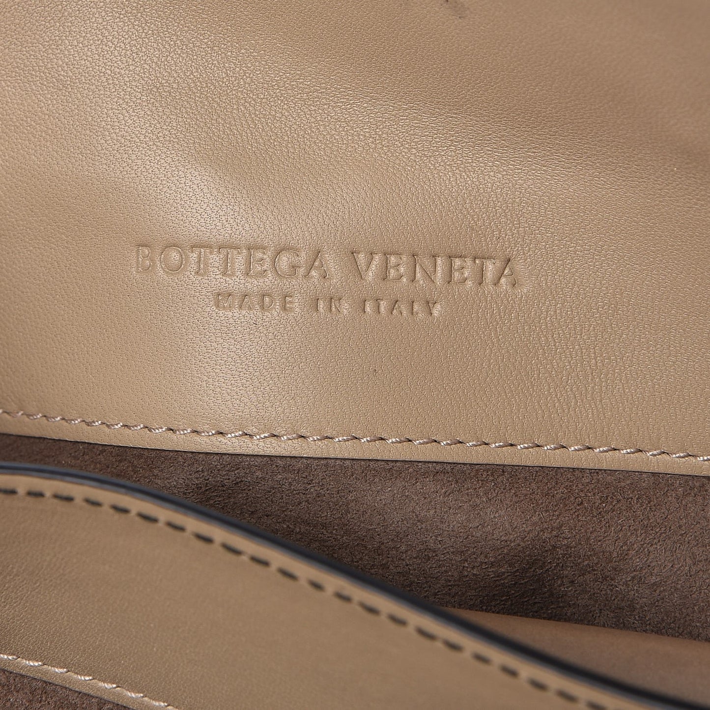 Nappa Small Bicolor Piazza Bag Mink