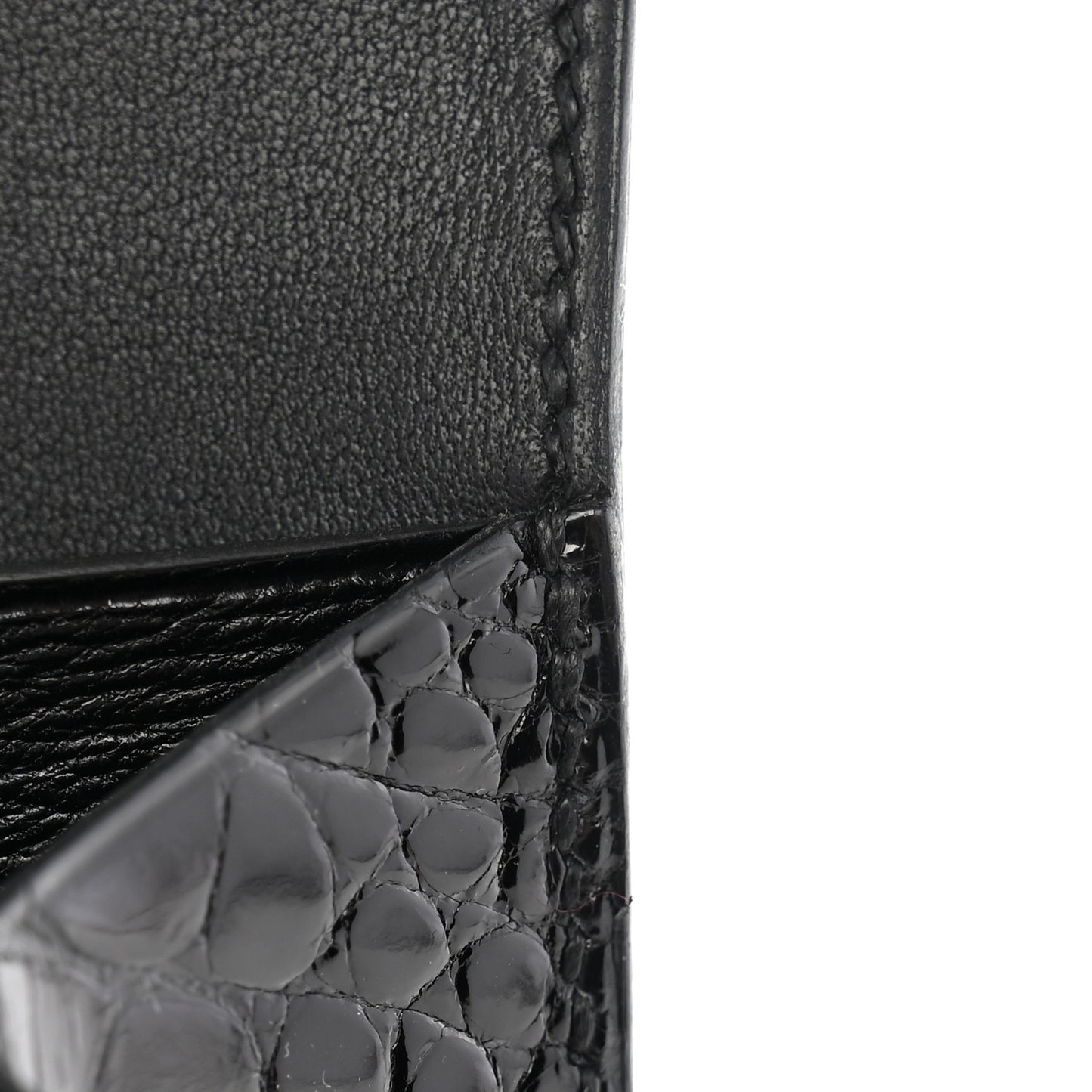 Shiny Alligator Constance Short Wallet Black