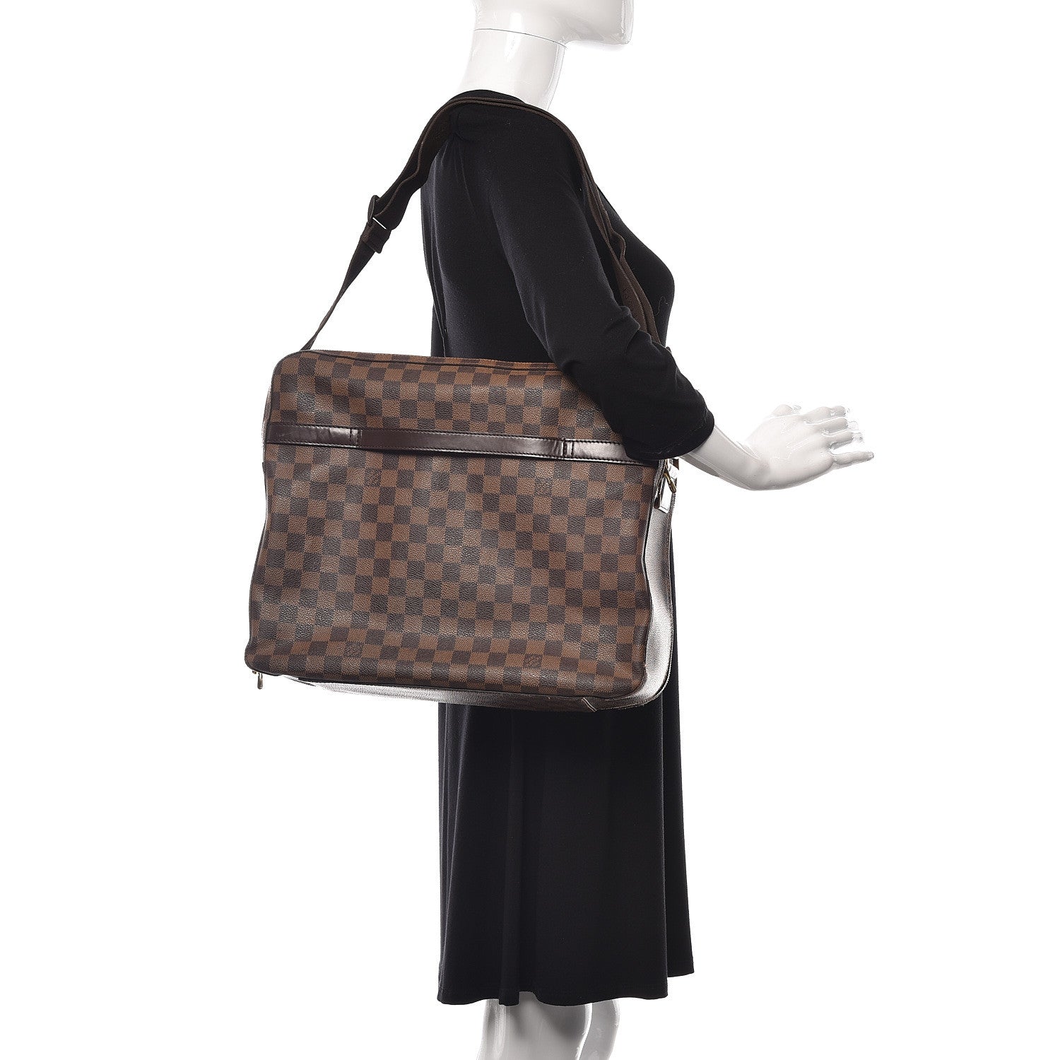 Louis Vuitton Damier Ebene Dorsoduro Messenger 2 of 9