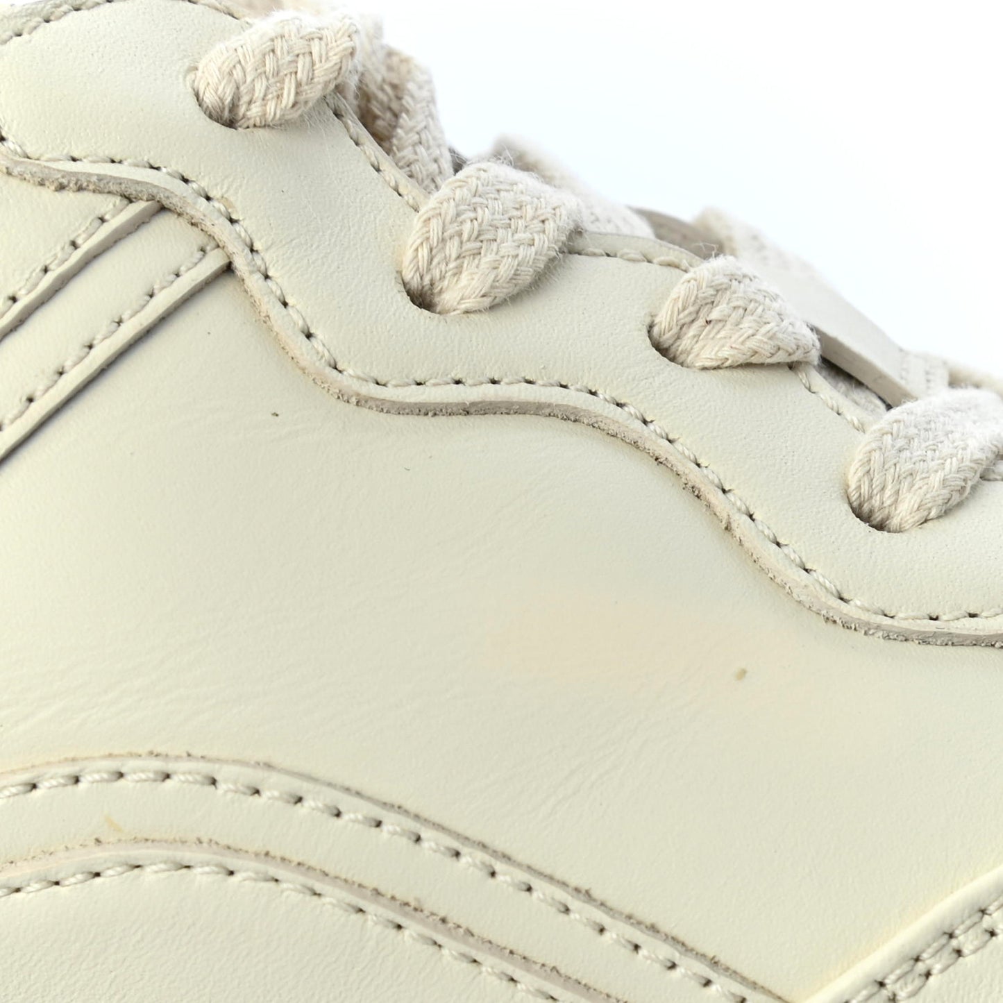 Calfskin Logo Womens Rhyton Sneakers 37 Ivory
