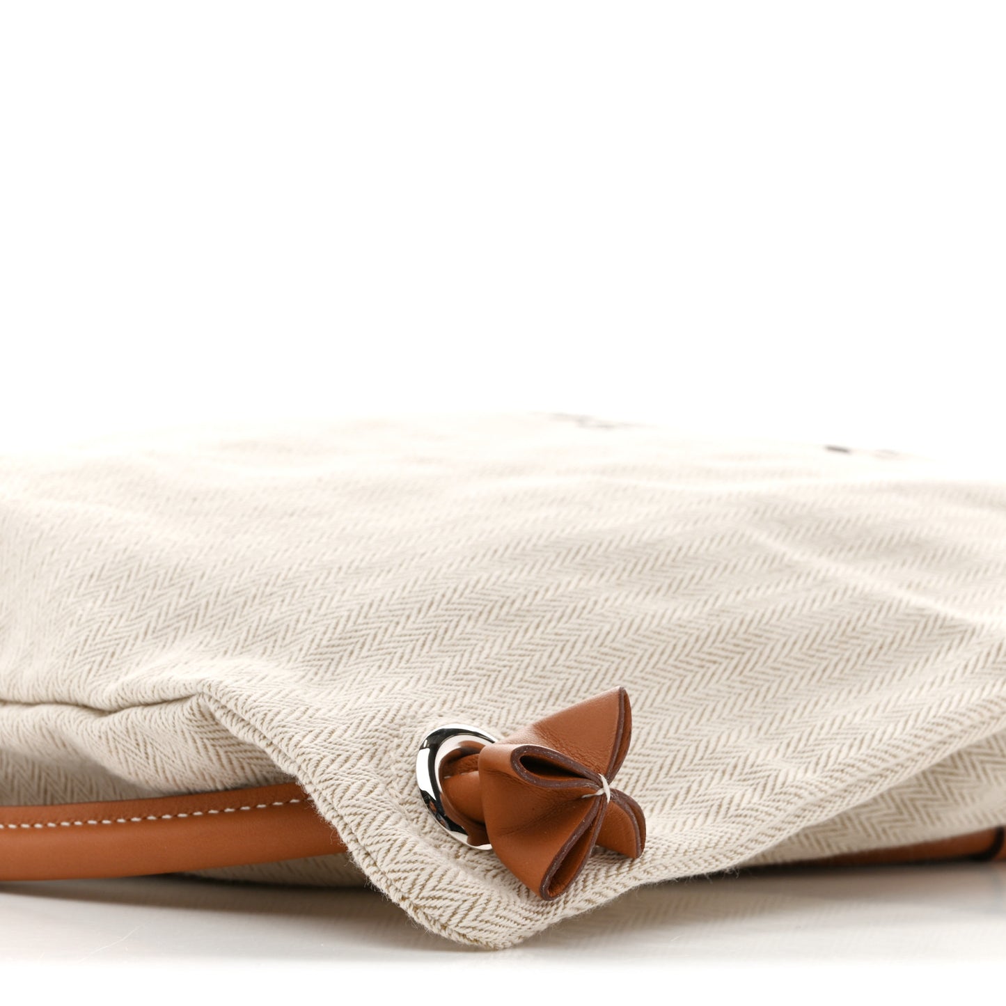 Canvas Swift Aline Grooming Bag Gold