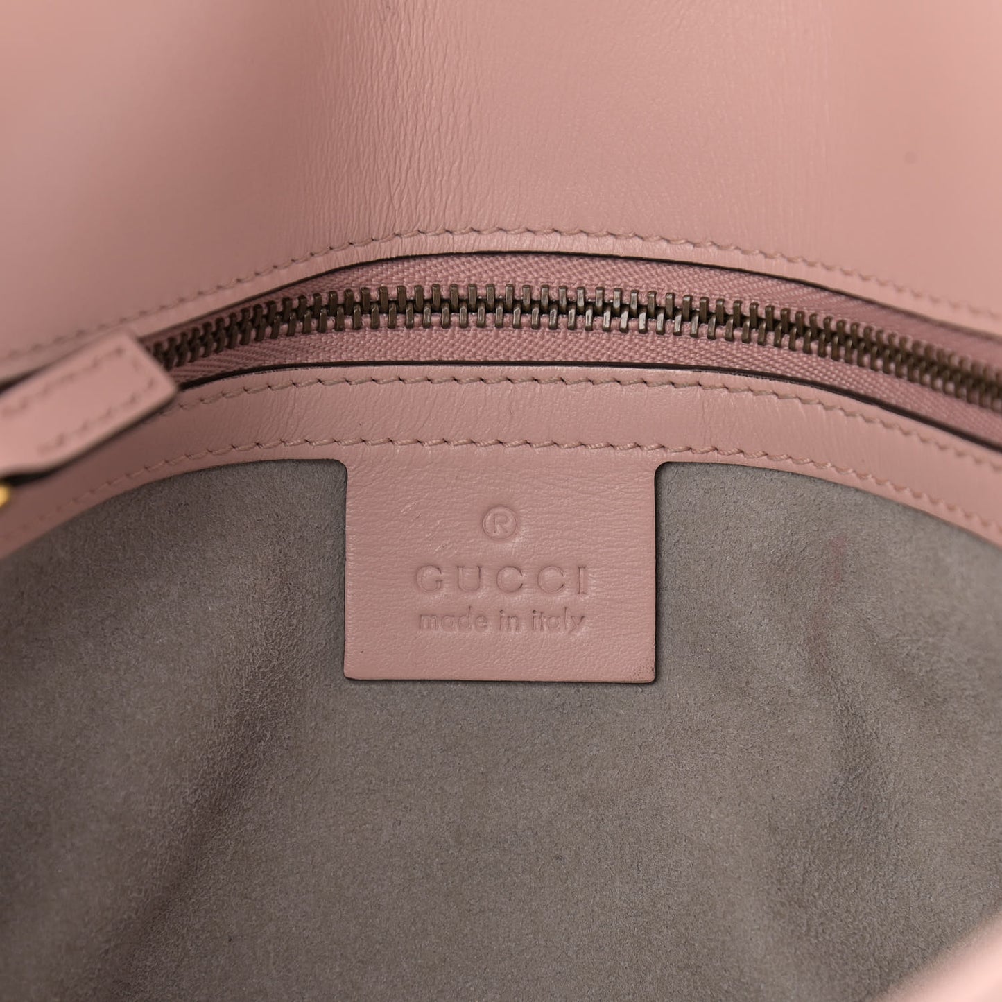 Calfskin Matelasse Small GG Marmont Shoulder Bag Perfect Pink