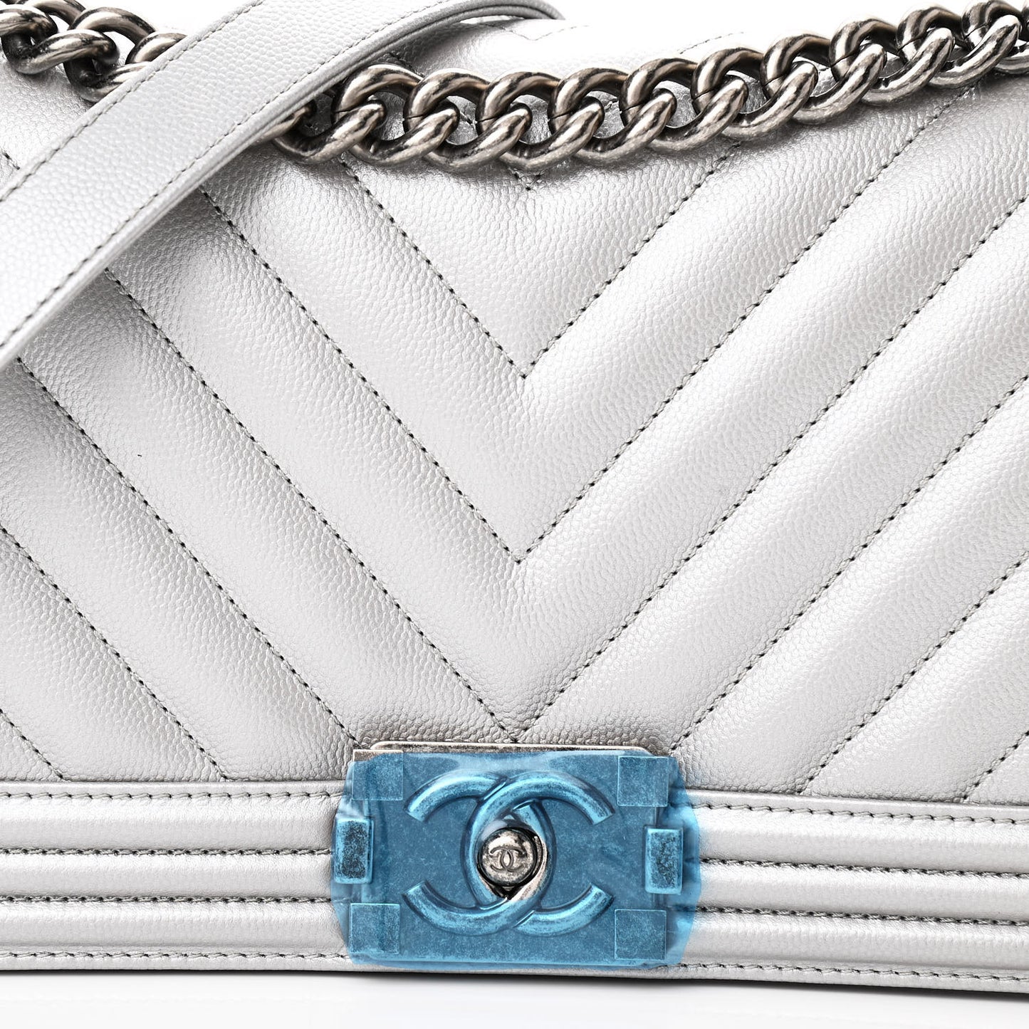 Metallic Caviar Chevron Quilted Medium Boy Flap Silver