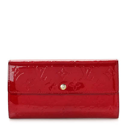 Louis Vuitton Vernis Sarah Wallet Pomme D'Amour 1 of 8