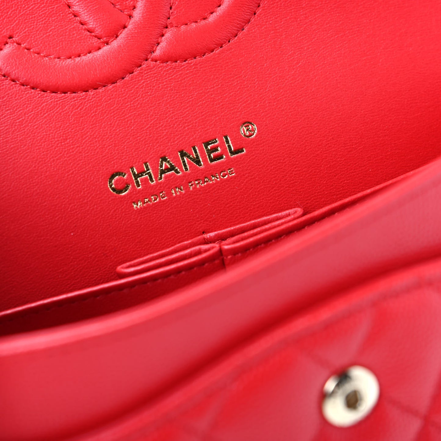 Caviar Quilted Medium Double Flap Red