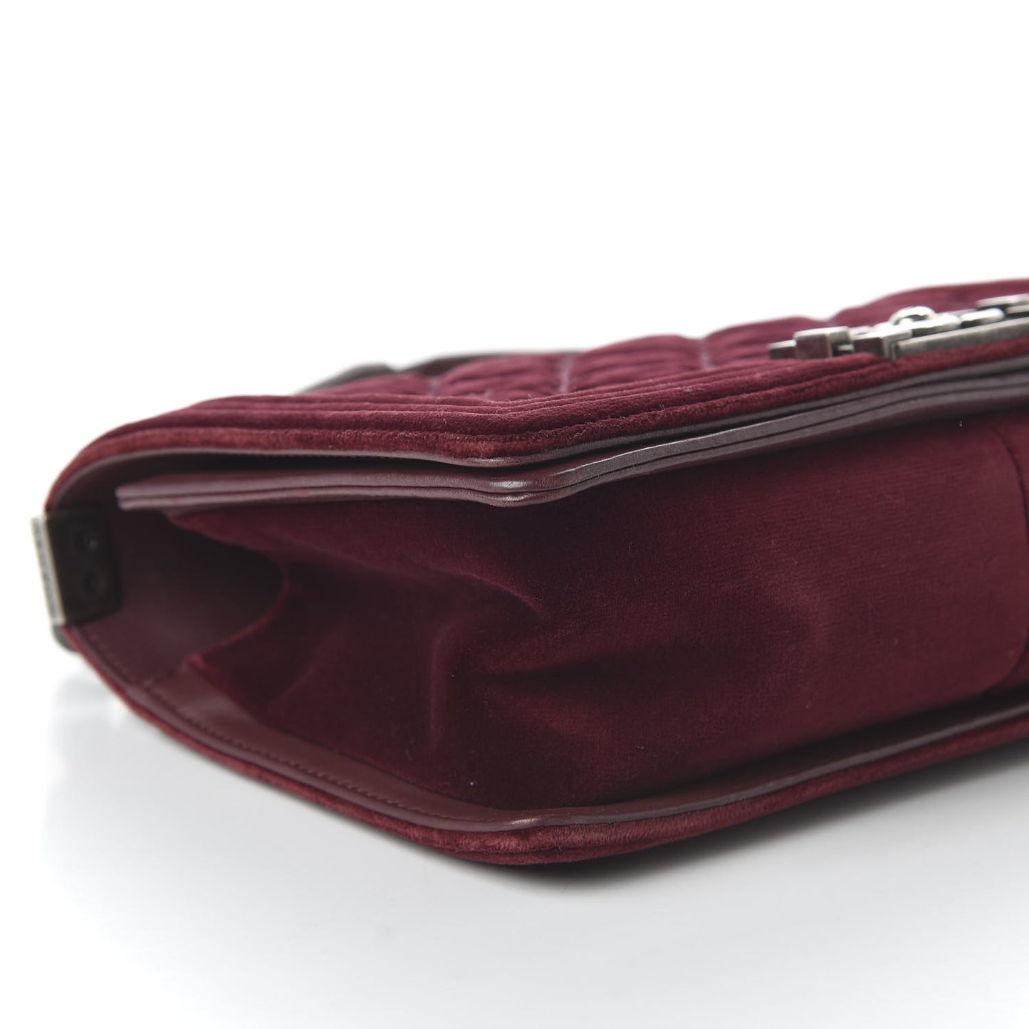 Velvet Tweed Quilted Medium Boy Flap Burgundy