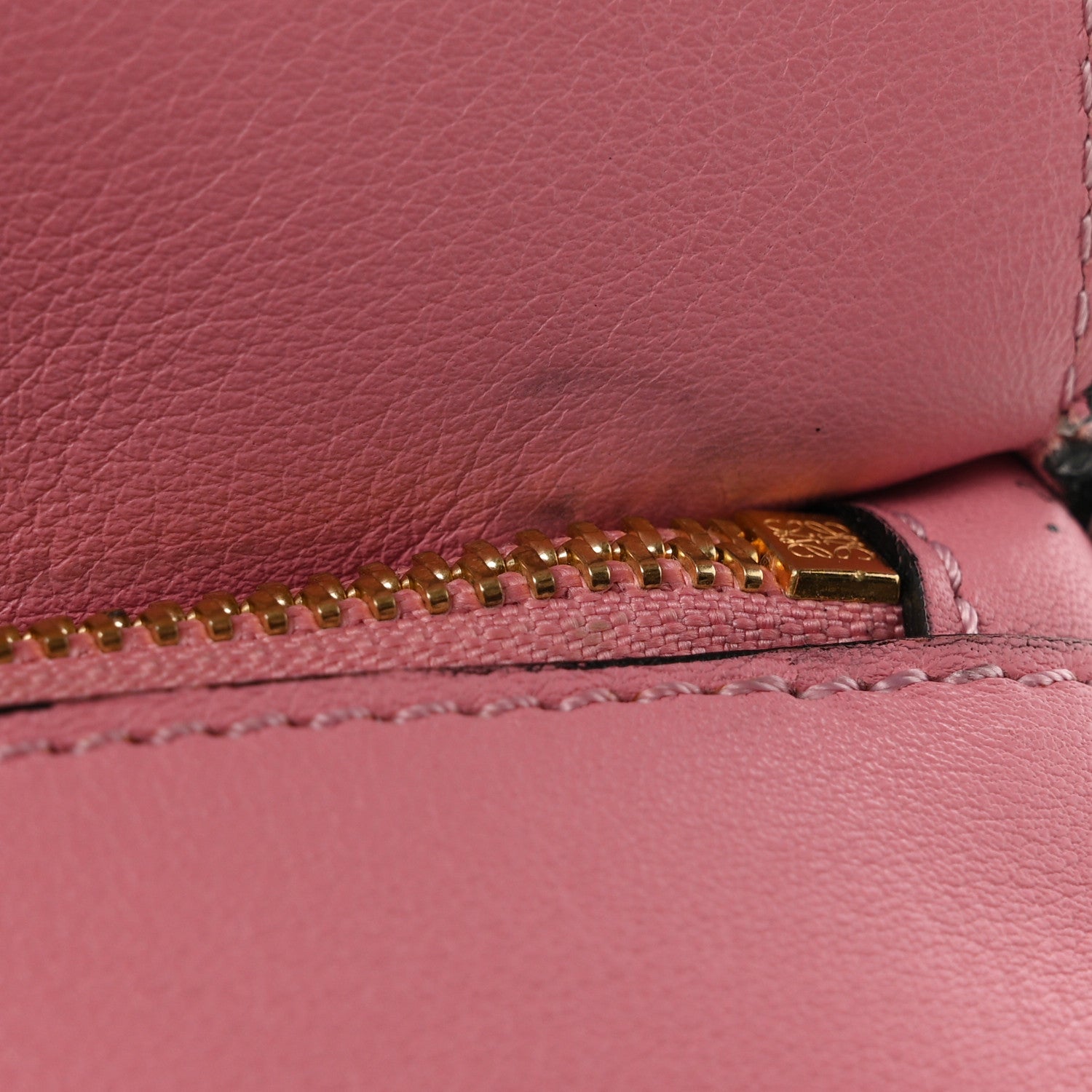 Loewe Calfskin Medium Puzzle Bag Soft Pink 12 of 12